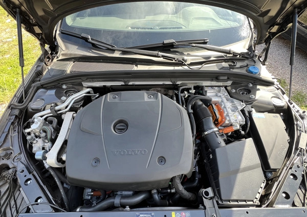 Volvo V60 cena 171900 przebieg: 2347, rok produkcji 2023 z Brodnica małe 106